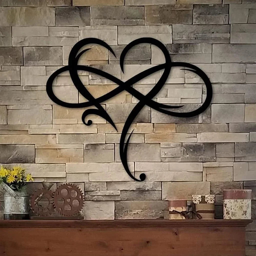 Décoration murale en métal design coeur