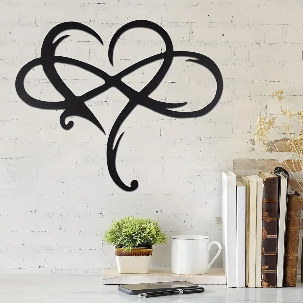 Décoration murale en métal design coeur